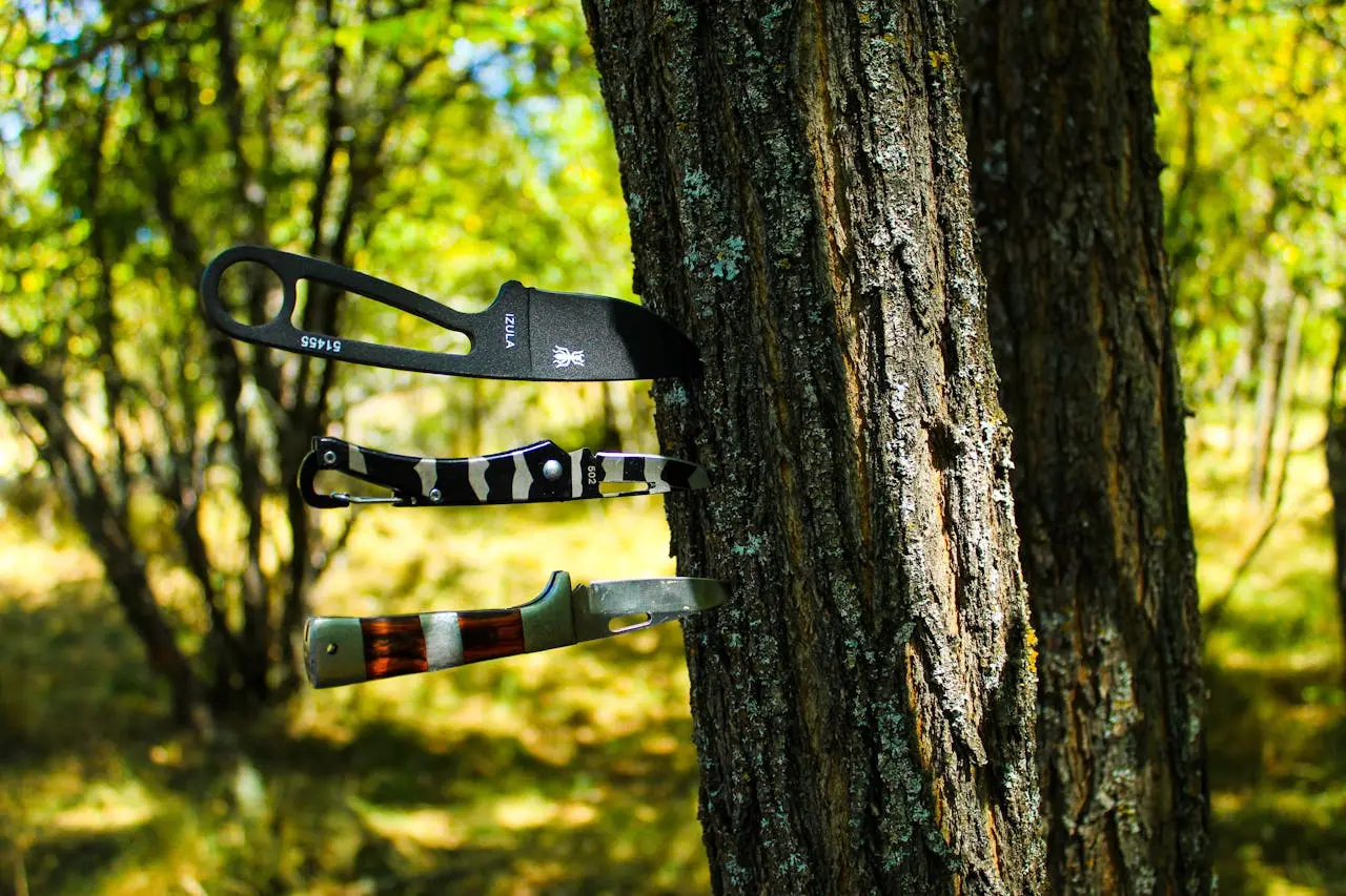 Top 9 Best Survival Knives of 2025 (Reviewed)