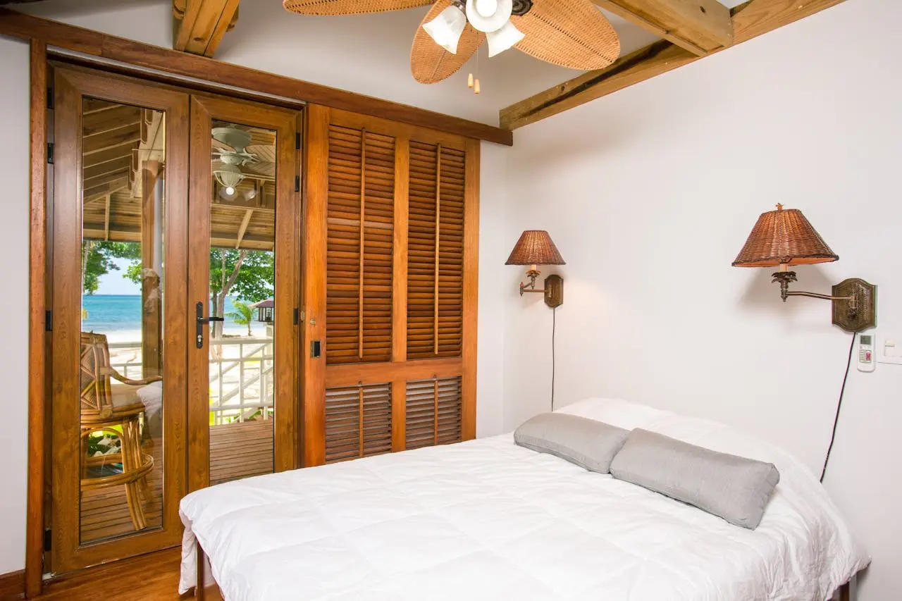What are Eco-Hostels? (A Complete Guide)