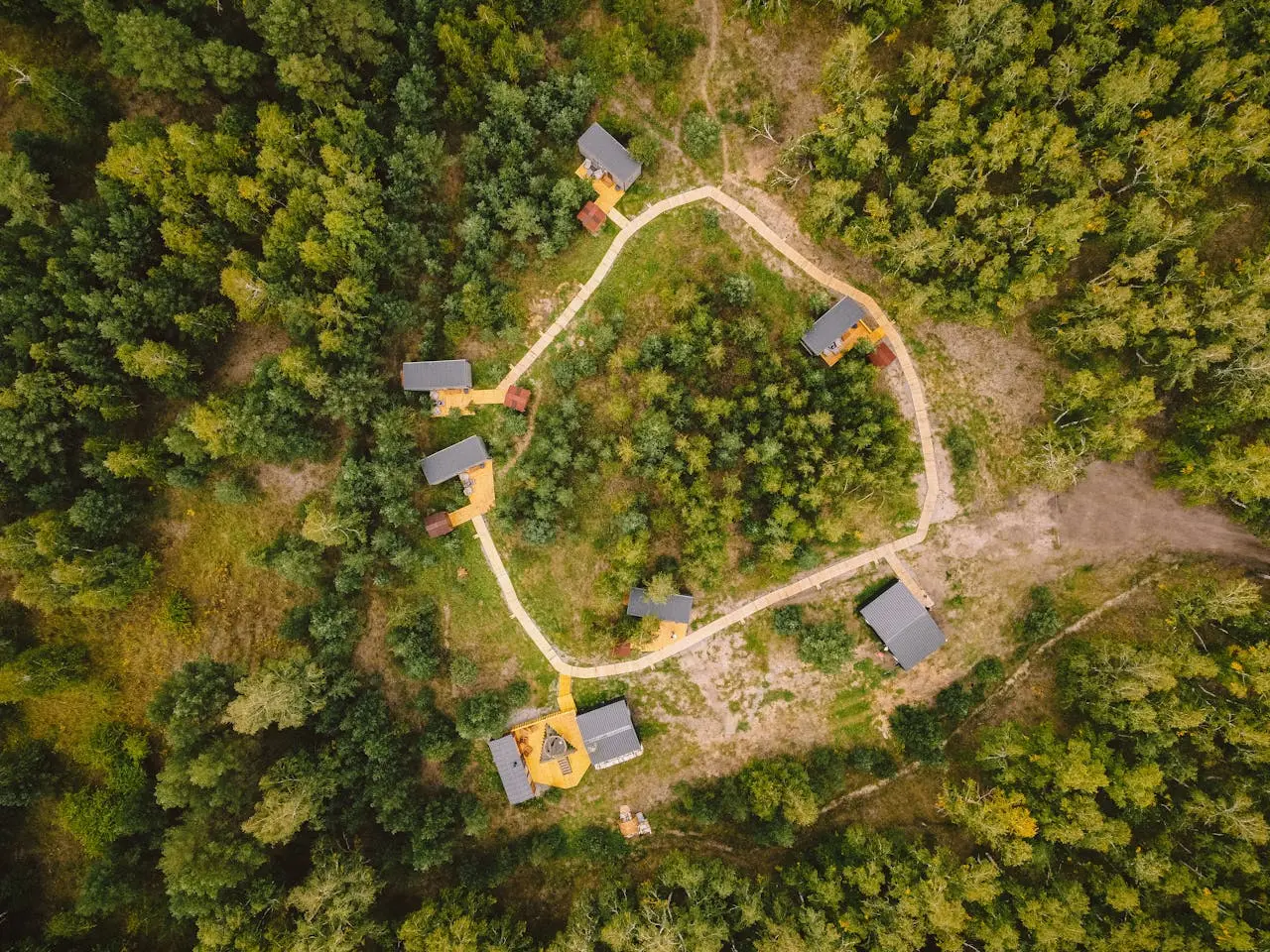 How To Find Hidden Gems On Your Next Trip (12 Tips)?