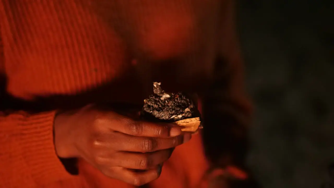 10 Best Camping Snacks for Outdoor Adventure