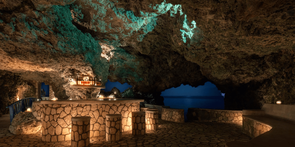 The Caves Hotel (Jamaica)
