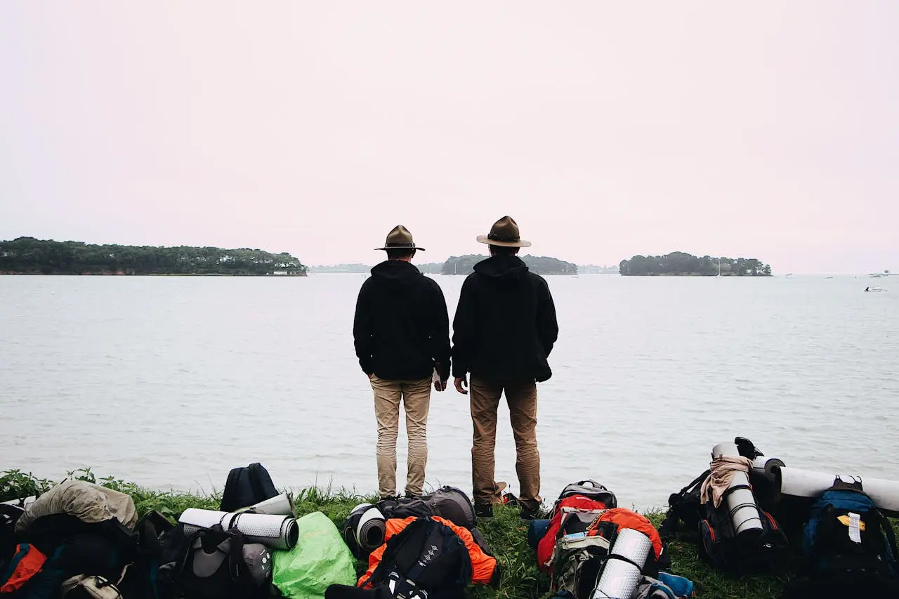 Difference Between a Duffel Bag and a Camping Backpack?